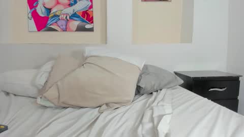 Snapshot of emma_cartter1 chatting on 11/23/25, 03:45 emma_cartter1 online show from 11/23/25, 03:45