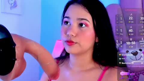 Snapshot of emma_clarke_ chatting on 10/02/25, 04:08 emma online show from 10/02/25, 04:08