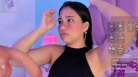 Snapshot of emma_clarke_ chatting on 10/03/25, 04:09 emma online show from 10/03/25, 04:09