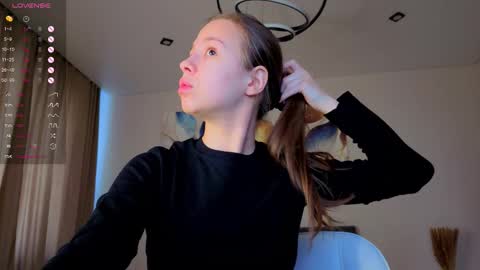 Emma online show from 12/18/25, 05:46