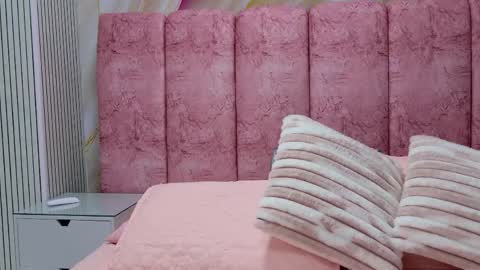 Emma online show from 04/14/26, 03:01