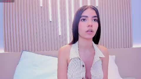 Snapshot of emma_doll7 chatting on 07/08/26, 10:36 E online show from 07/08/26, 10:36