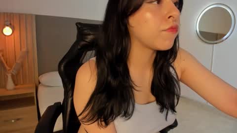 E M M A online show from 03/24/26, 09:53