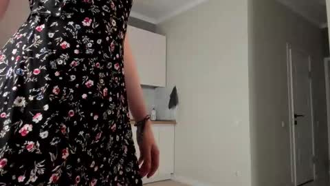 Emma online show from 11/14/25, 03:16