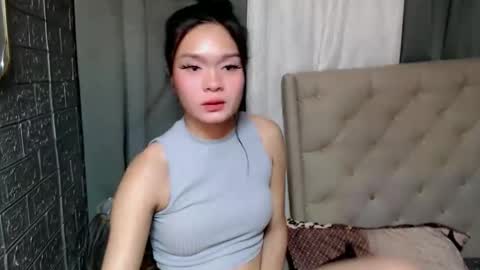 emma_glow69 online show from 02/24/26, 06:39