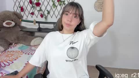 Snapshot of emma_grayys chatting on 10/14/25, 05:52 emma_grayys online show from 10/14/25, 05:52