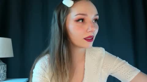 Snapshot of emma_groot chatting on 10/01/25, 10:54 emma_groot online show from 10/01/25, 10:54