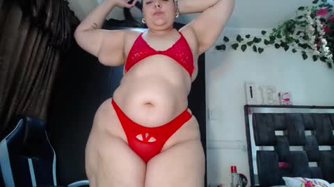 Snapshot of emma_hoot1 chatting on 01/12/25, 10:12 emma online show from 01/12/25, 10:12