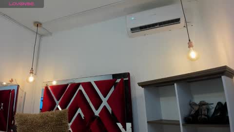 emma_jewl online show from 12/02/25, 07:09