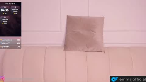 emma_jonness online show from 12/21/24, 11:13