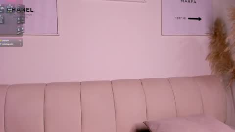 emma_jonness online show from 02/28/25, 11:12