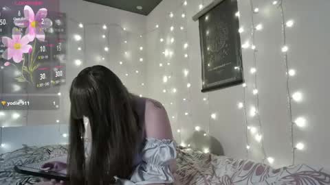 Snapshot of emma_just chatting on 04/18/26, 07:07 emma_just online show from 04/18/26, 07:07