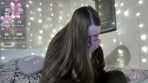 Snapshot of emma_just chatting on 04/25/26, 08:17 emma_just online show from 04/25/26, 08:17