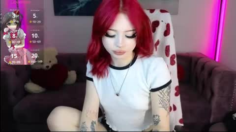 Snapshot of emma_kirks chatting on 04/21/26, 12:44 emma_kirks online show from 04/21/26, 12:44