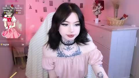 Snapshot of emma_kirks chatting on 06/09/26, 12:50 emma_kirks online show from 06/09/26, 12:50