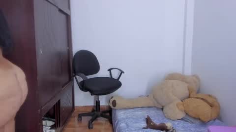 whises lits        online show from 09/29/25, 12:10