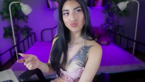 Emma online show from 02/02/26, 09:35