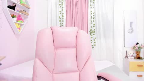 Emma online show from 03/10/25, 07:07