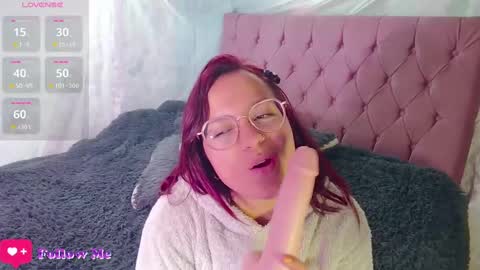 Emma online show from 12/23/24, 04:01