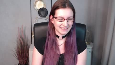 emma online show from 12/10/24, 10:06