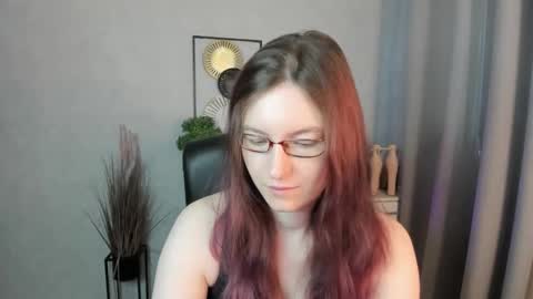 Snapshot of emma_lust94 chatting on 04/21/26, 05:36 emma online show from 04/21/26, 05:36