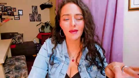  emma luxy online show from 01/16/26, 12:58