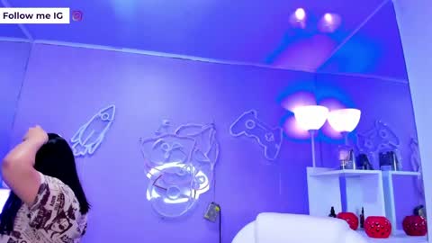 Emma Monserratt online show from 04/15/26, 11:06