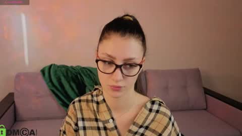 Emma Myer online show from 04/02/26, 03:59