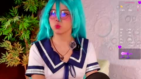 Snapshot of emma_nakamura chatting on 05/07/26, 10:31 online show from 05/07/26, 10:31