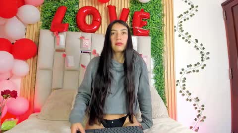 Snapshot of emma_nmm chatting on 02/21/26, 11:44 Emma online show from 02/21/26, 11:44