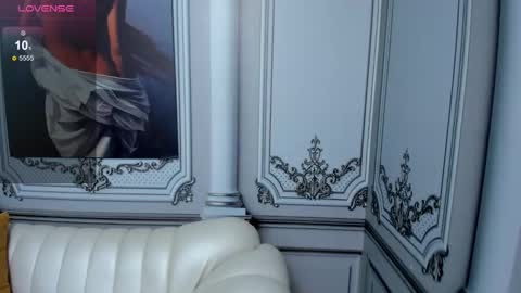 Snapshot of emma_petite4u chatting on 01/30/25, 12:16 Emma online show from 01/30/25, 12:16