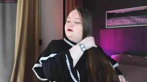 Emma Razumovskaya online show from 10/14/25, 01:50