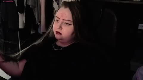 Snapshot of emma_razoom chatting on 11/21/25, 01:59 Emma Razumovskaya online show from 11/21/25, 01:59