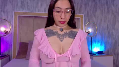 Emma Rouse Independent Model online show from 04/18/26, 03:43