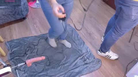 Snapshot of emma_s3xxy chatting on 04/13/26, 10:43 emma online show from 04/13/26, 10:43