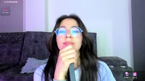 Snapshot of emma_sandovaal chatting on 12/21/24, 03:03 Emma online show from 12/21/24, 03:03