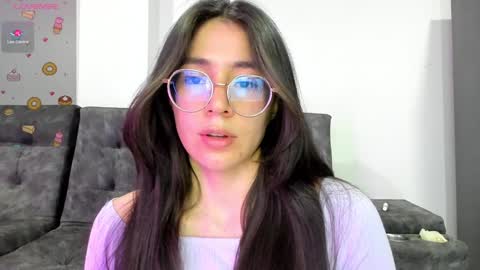 Snapshot of emma_sandovaal chatting on 01/18/25, 03:09 Emma online show from 01/18/25, 03:09