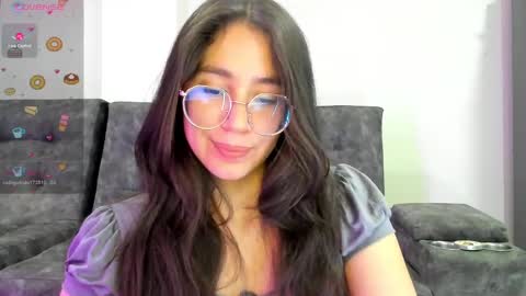 Snapshot of emma_sandovaal chatting on 02/25/25, 05:08 Emma online show from 02/25/25, 05:08