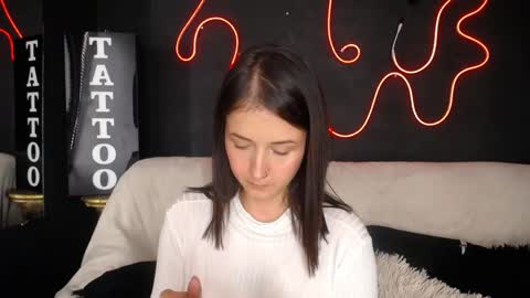 Snapshot of emma_sweethot chatting on 04/16/26, 03:57 Emma Black online show from 04/16/26, 03:57