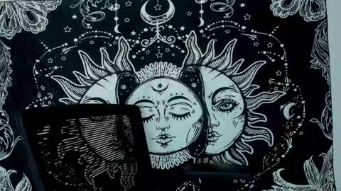 Emma online show from 10/06/25, 11:57