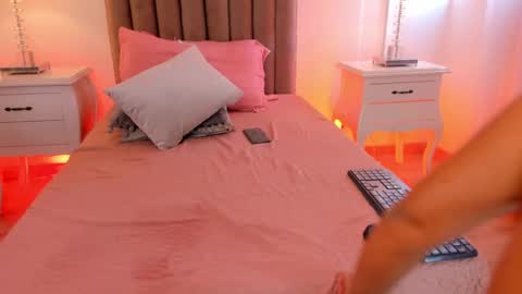 Ema online show from 01/19/25, 05:18