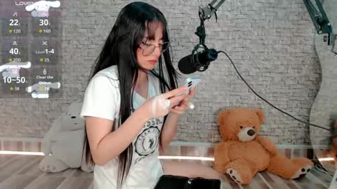 Emma  online show from 05/01/26, 03:00