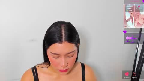 Snapshot of emma_walton_ chatting on 02/20/26, 11:32 online show from 02/20/26, 11:32