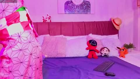 Emma online show from 04/16/26, 07:14