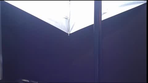 Snapshot of emma_willians_ chatting on 10/19/25, 09:26 EMMA online show from 10/19/25, 09:26