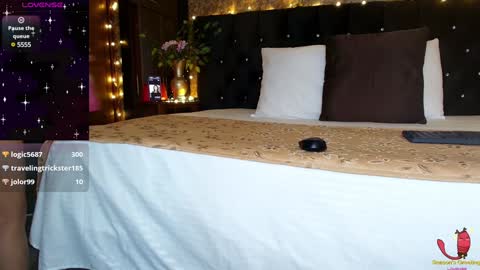 Snapshot of emma_xue chatting on 12/14/24, 01:28 Emma online show from 12/14/24, 01:28