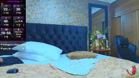 Snapshot of emma_xue chatting on 02/06/25, 11:04 Emma online show from 02/06/25, 11:04