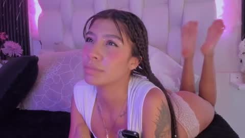 Snapshot of emmaa00_ chatting on 03/28/26, 06:18 emmaa00_ online show from 03/28/26, 06:18