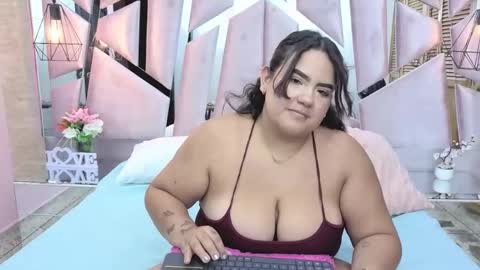 Snapshot of emmaa_luxx chatting on 05/16/26, 08:18 Emmaa Luxx online show from 05/16/26, 08:18