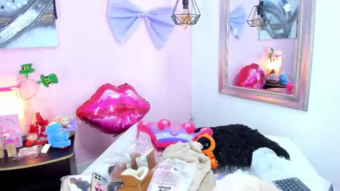 Snapshot of emmaa_sandoval chatting on 03/16/26, 09:08 Emma online show from 03/16/26, 09:08